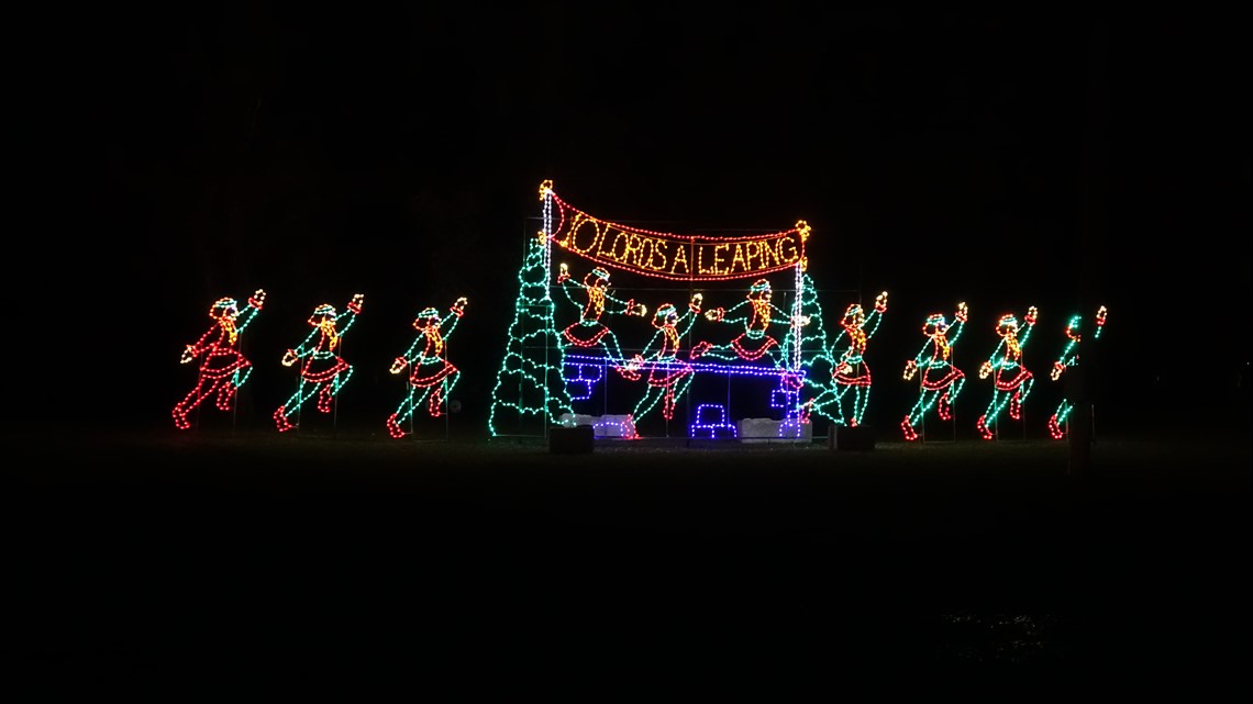 Fairgrounds Festival of Lights opens in Hamburg