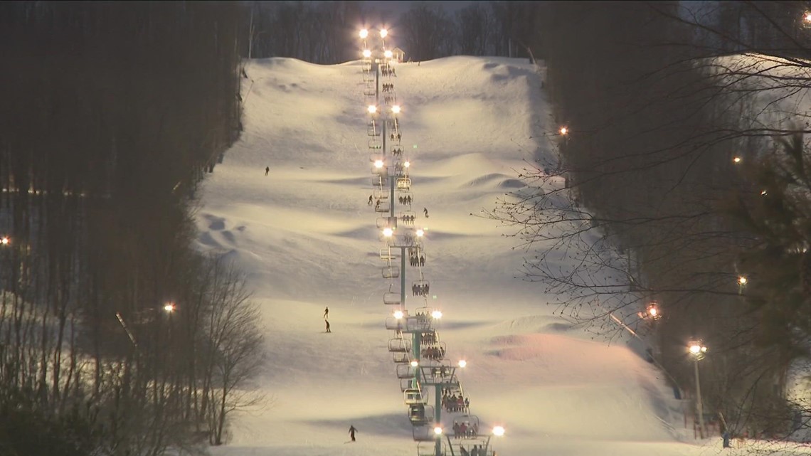 Holiday Valley copes with low snow totals, warm temps - Vimarsana News