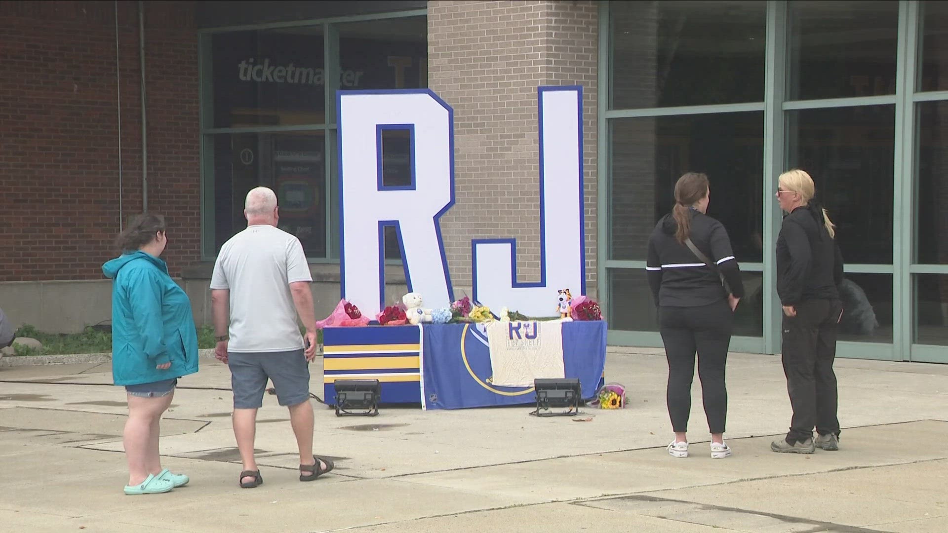 Fans remember Rick Jeanneret