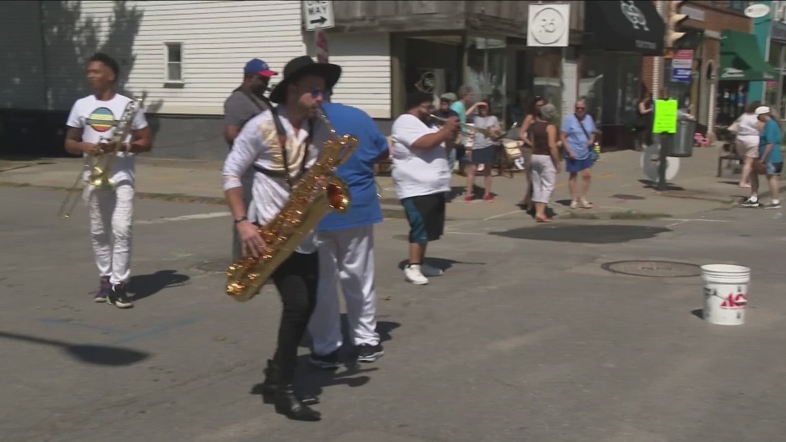 Elmwood Village Association takes over annual arts festival