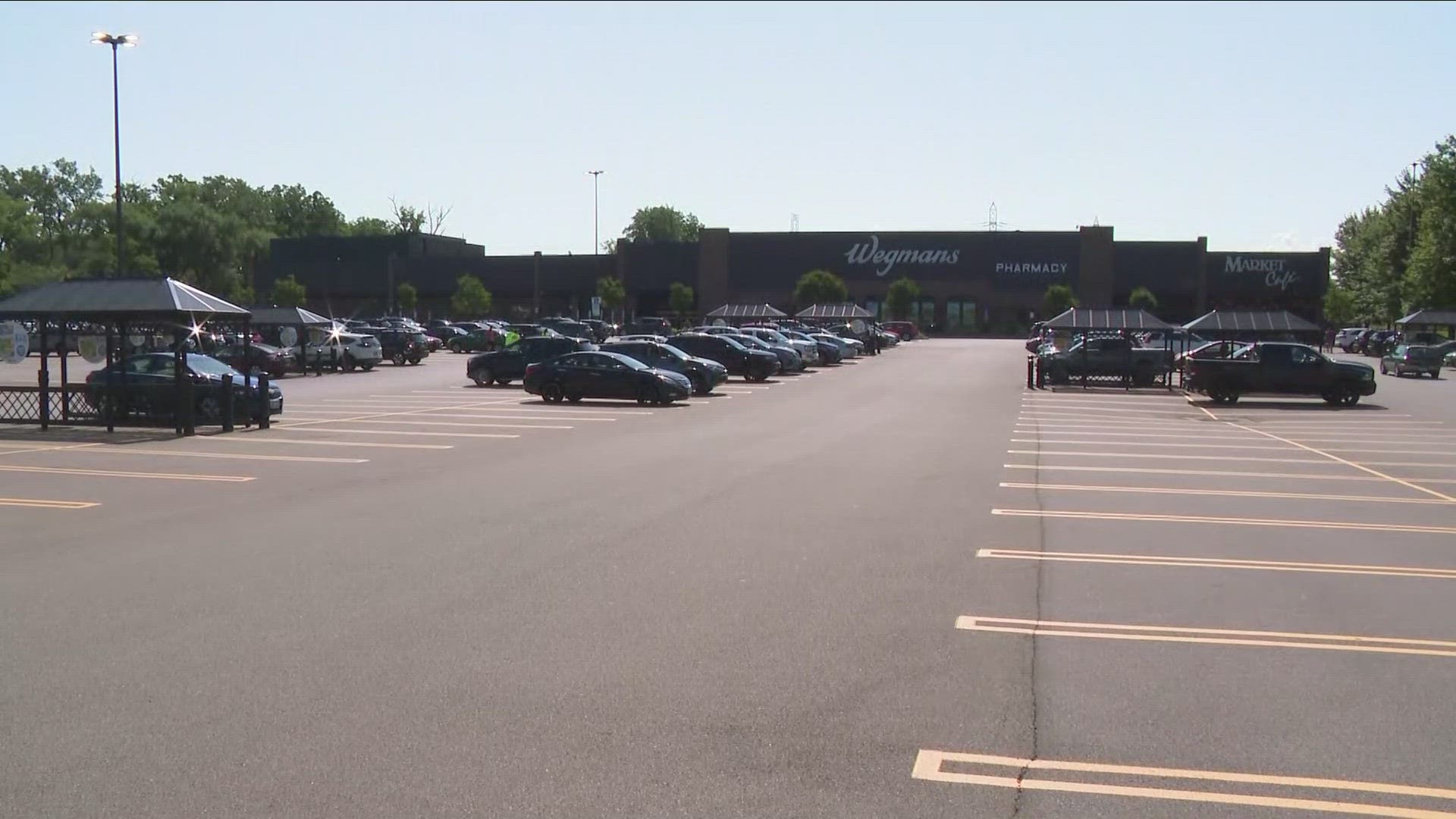 West Seneca attempted carjacking in Wegmans parking lot