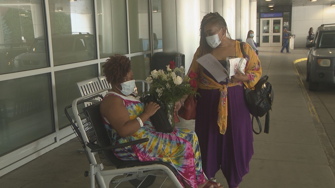 On her birthday, COVID-19 survivor leaves Buffalo hospital - Vimarsana News