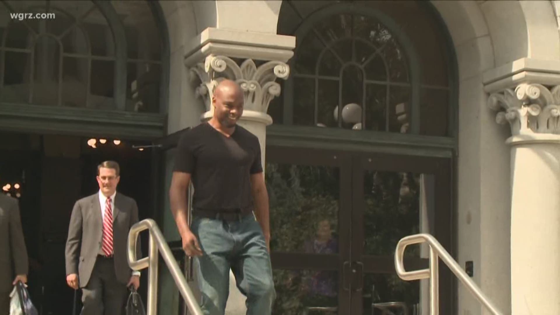 Valentino Dixon Walks Free After 27 Years