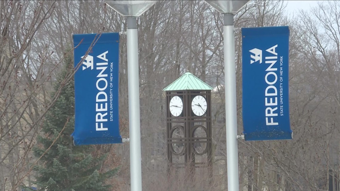 SUNY sees 'historic' increase in college applications from NYers and out of state residents
