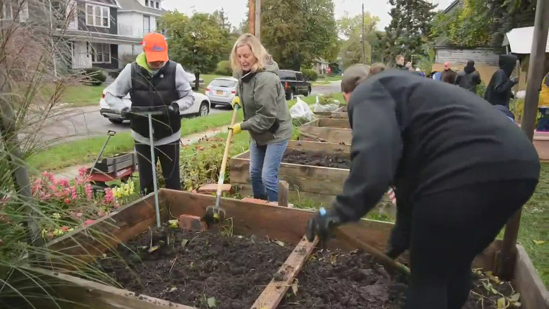 For National Make A Difference Day, 2 On Your Side joined volunteers to work in a community garden through the organization Grassroots Gardens of Western New York.