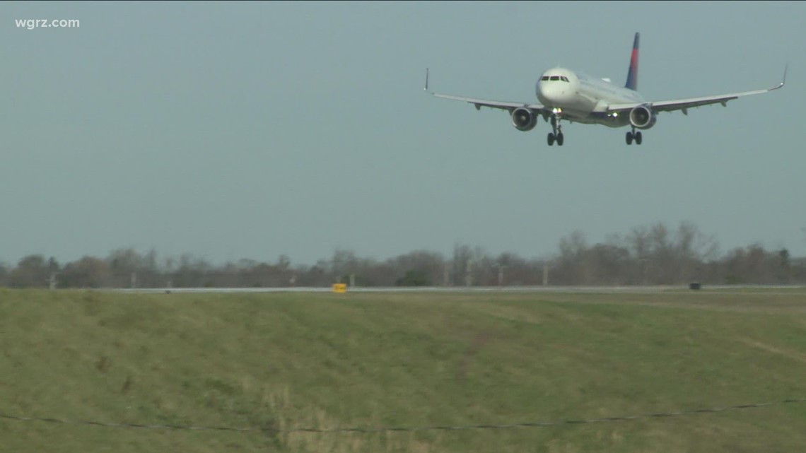 NY gets nearly $1 billion for local airport improvements - Vimarsana News