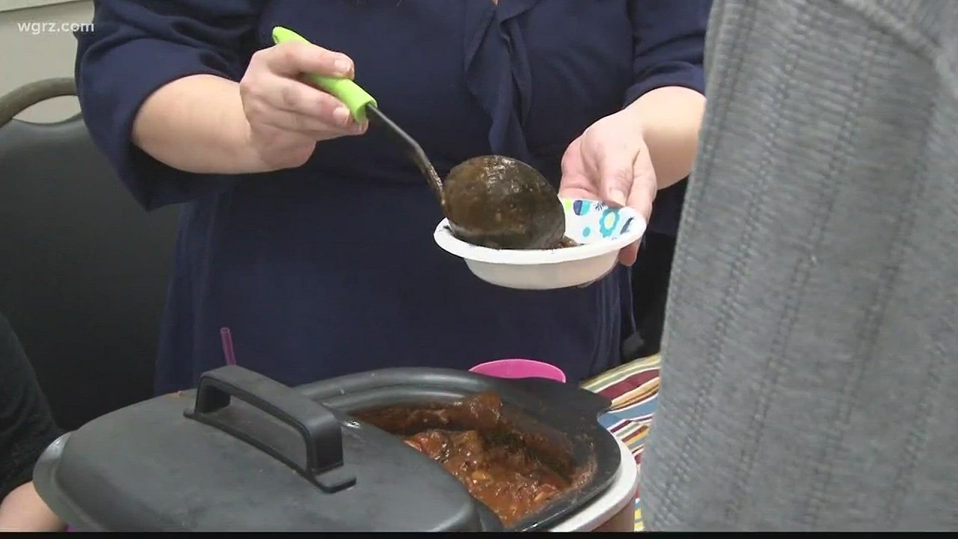 10th annual chili cookoff fundraising for 10 Lives Club