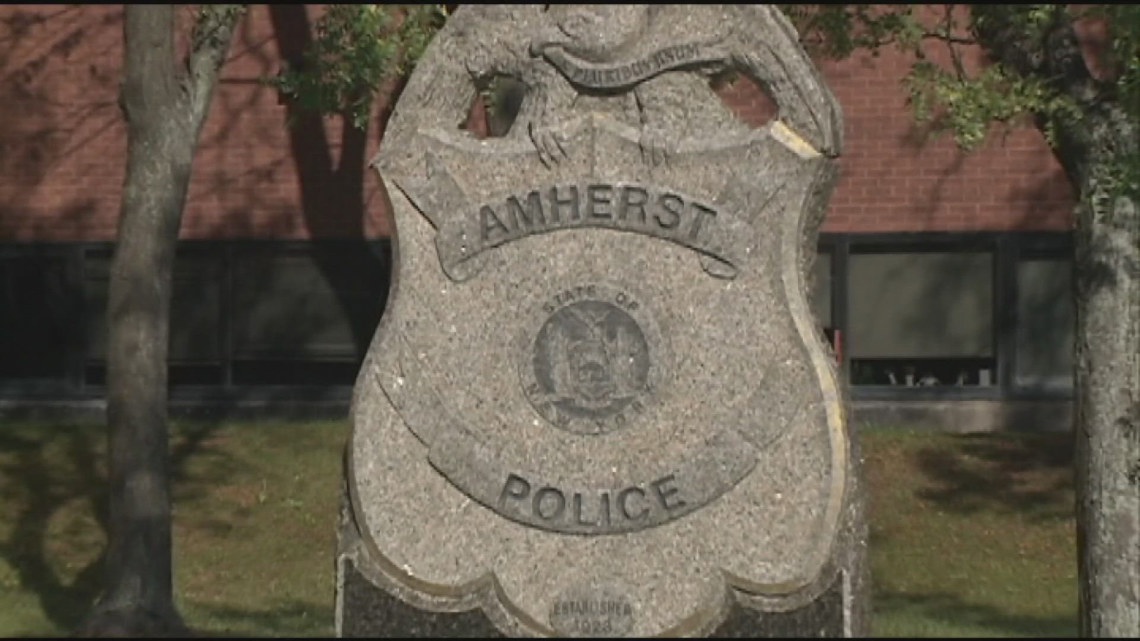 Amherst Police responding to serious motorcycle crash on the 290 – WGRZ.com