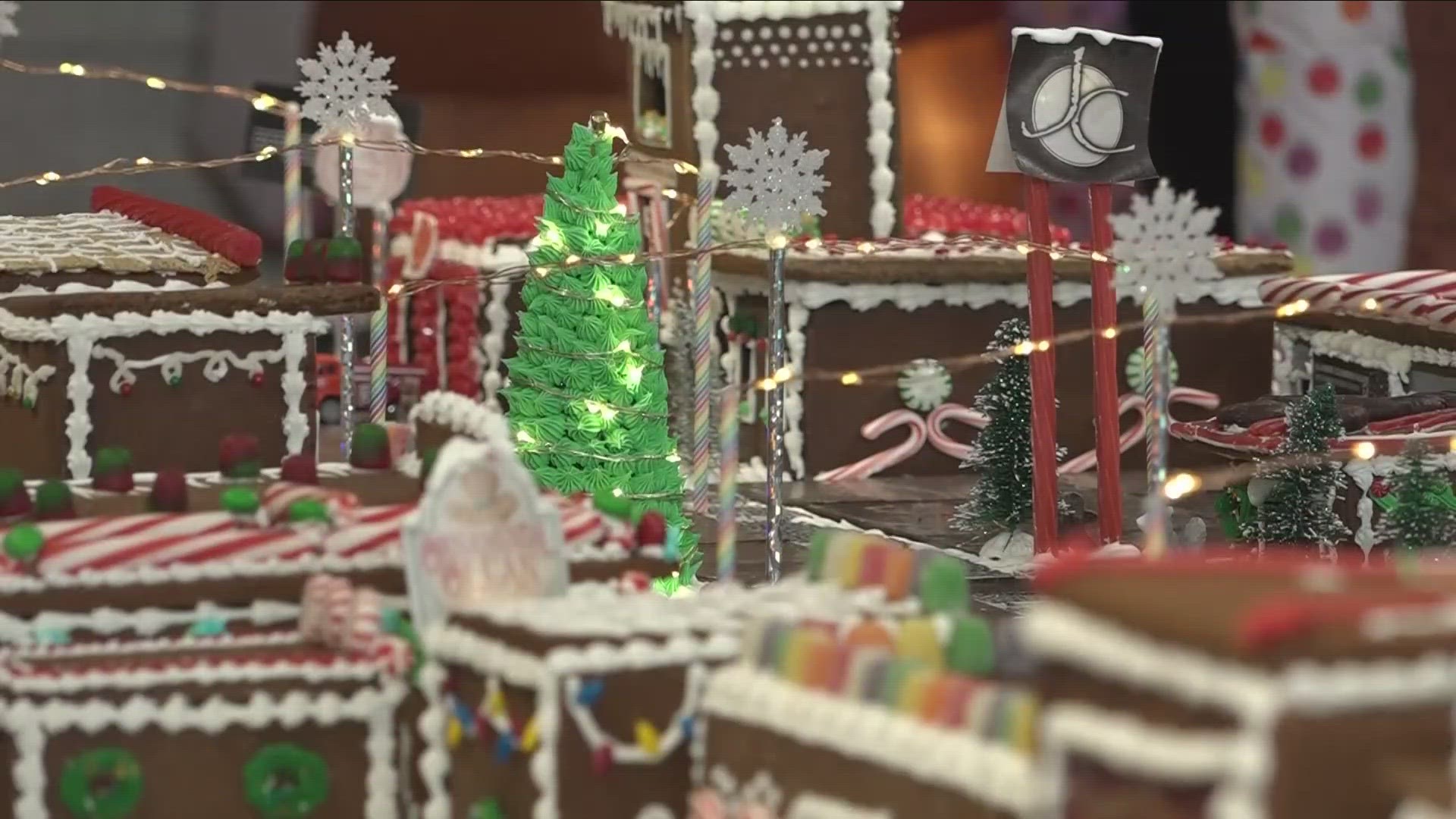 Gingerbread House Decor - Life On Virginia Street