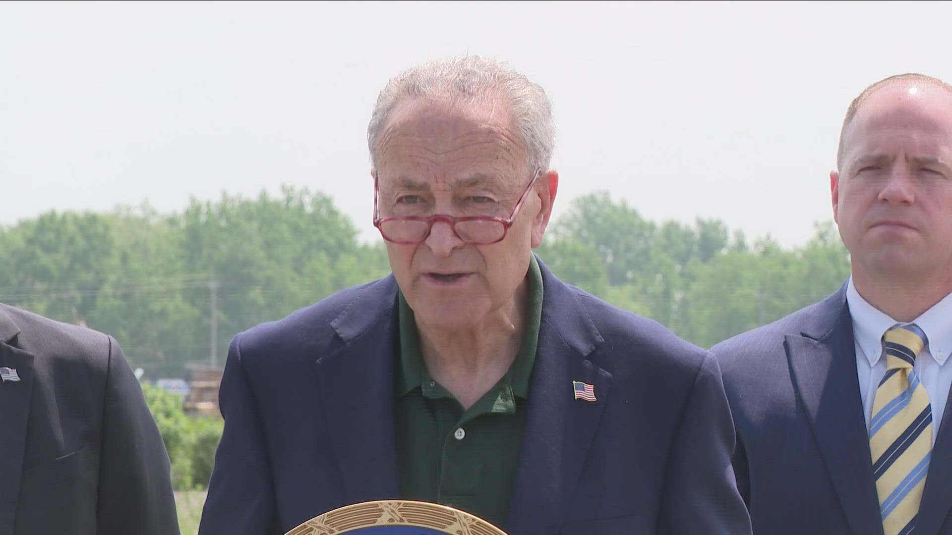 Schumer Touts Bill to Lure Manufacturing