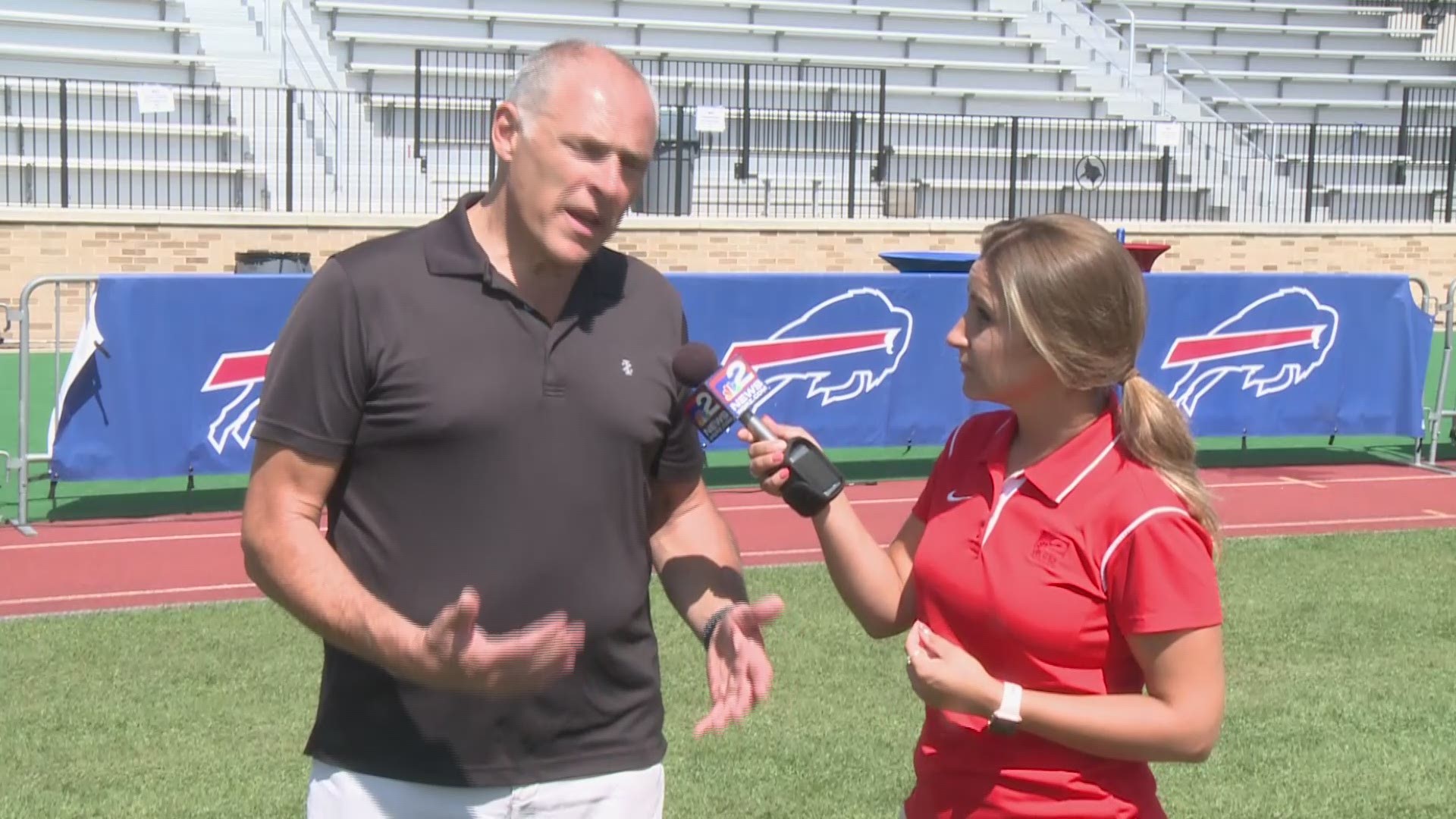 Heather Prusak and Vic Carucci of the Buffalo News give their opinions on the quarterback battle, some wide receivers to keep an eye on, what's going on at center and more.