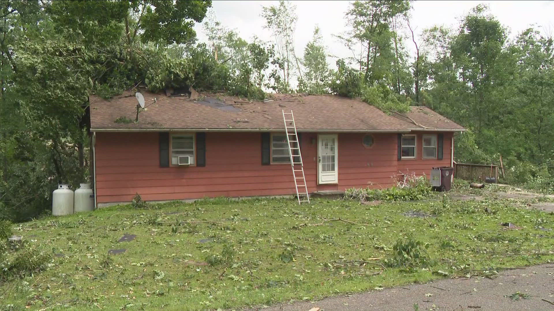 Storm damage reported in Eden