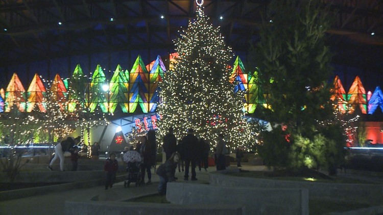 Seneca Niagara Resort & Casino to hold Christmas tree lighting ceremony