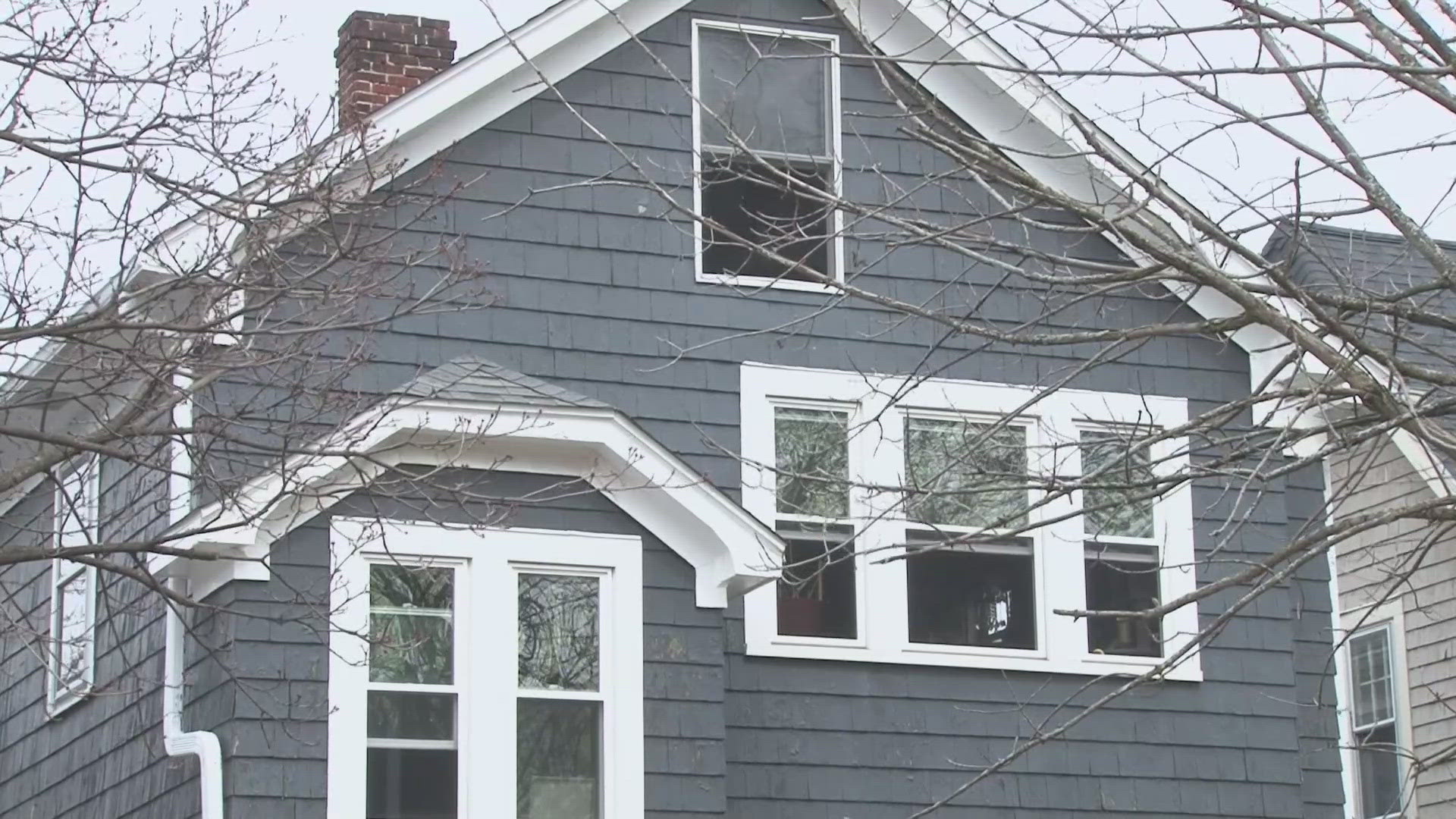 Two families displaced after house fire in Kenmore | wgrz.com