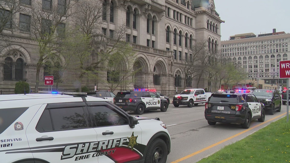 Lockdown at SUNY Erie prompts heavy police response; no weapon or gunman found