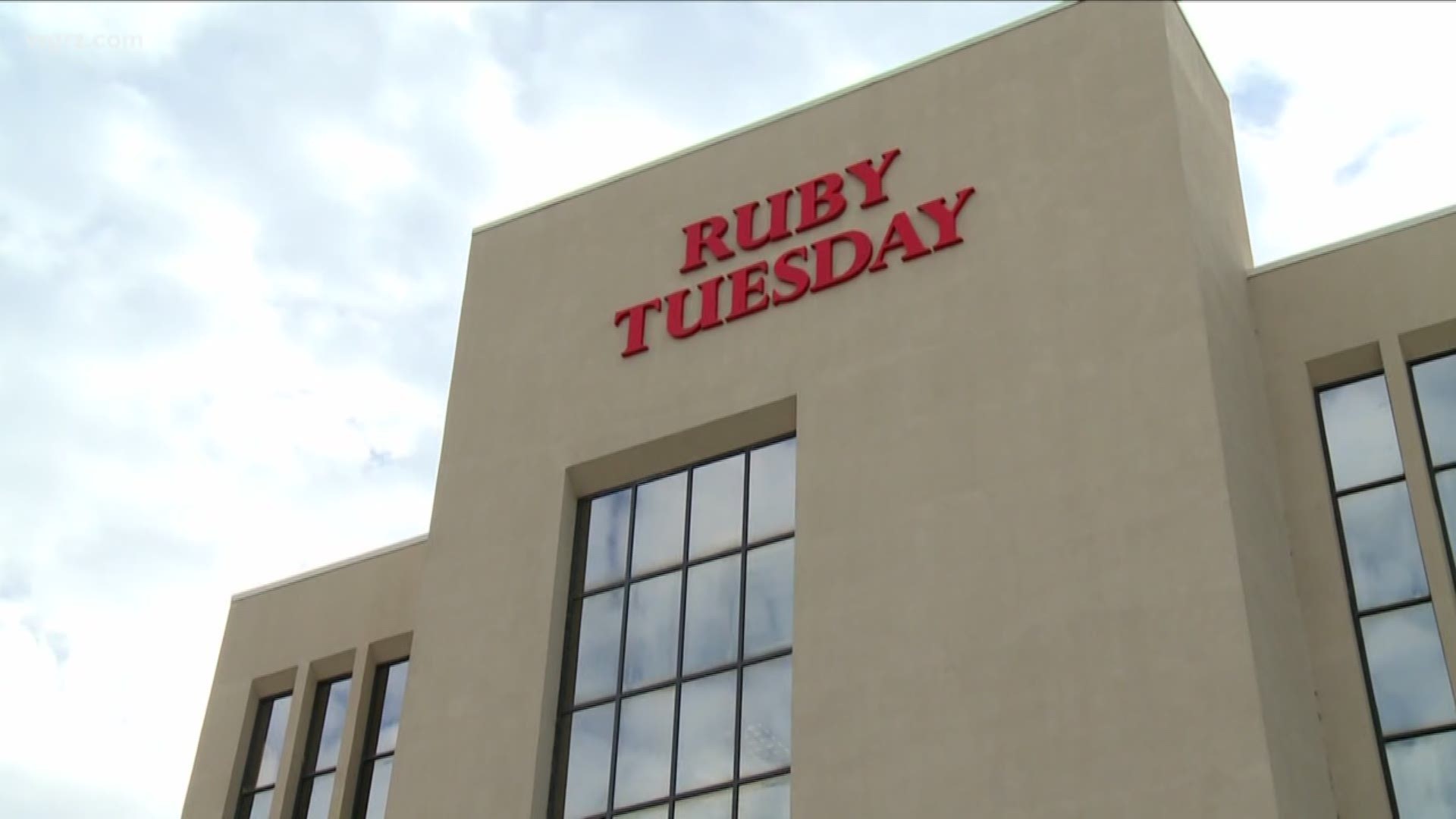 Ruby Tuesday's closes doors unexpectedly