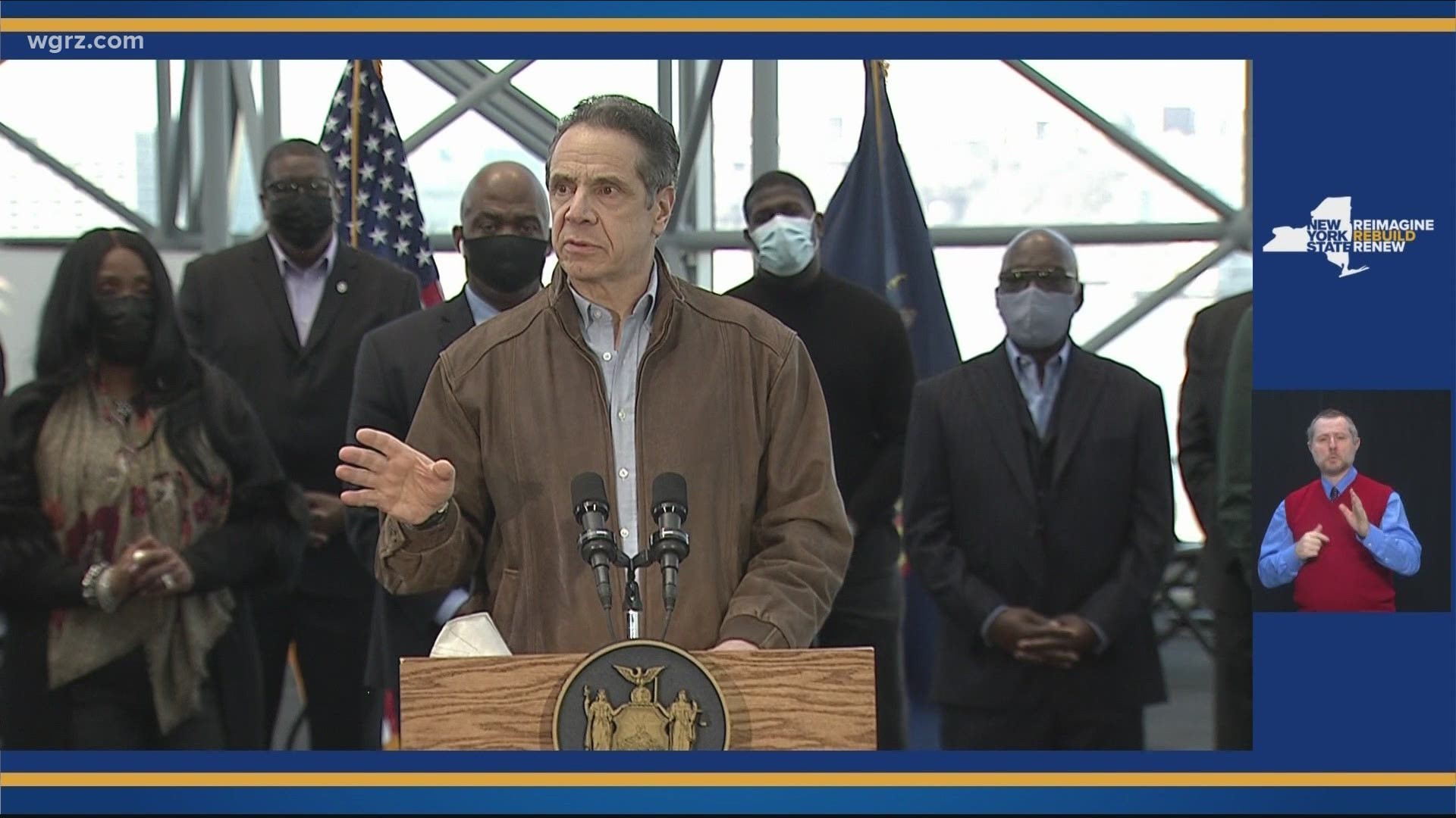 GOVENOR ANDREW CUOMO WAS OUT AND ABOUT TODAY… BUT NOT TAKING QUESTIONS.
    THE GOVERNOR's APPEARANCE…