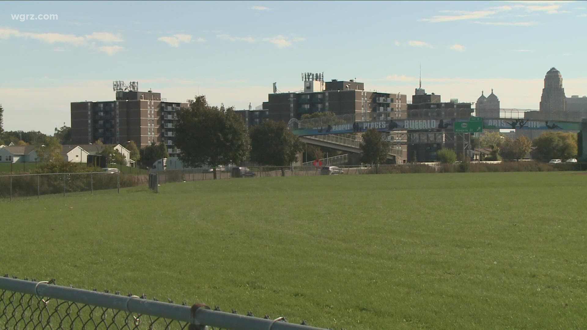 Pedestrian bridge at Centennial Park to be built