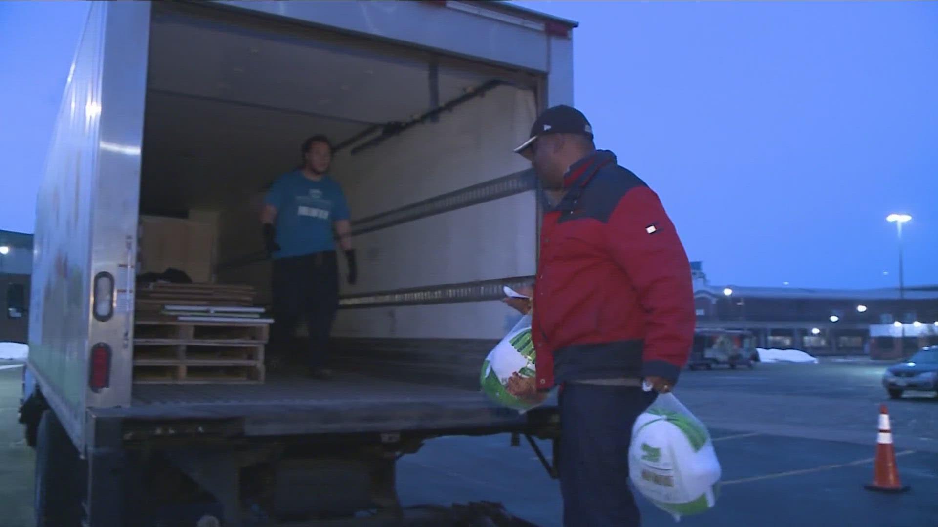 "Turkeys for Tickets" This Thursday | wgrz.com