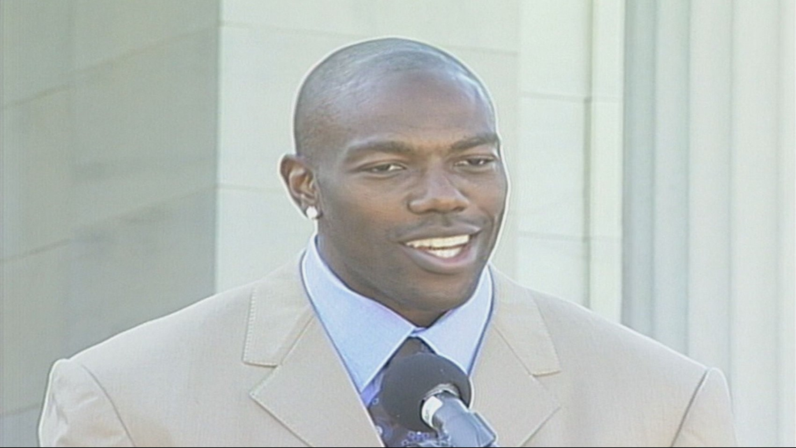 Terrell Owens won't attend Hall of Fame induction | wgrz.com