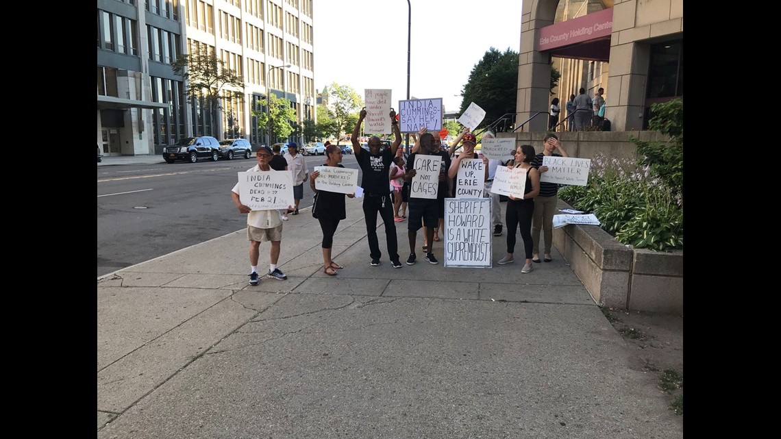 India Cummings protest follows state report | wgrz.com