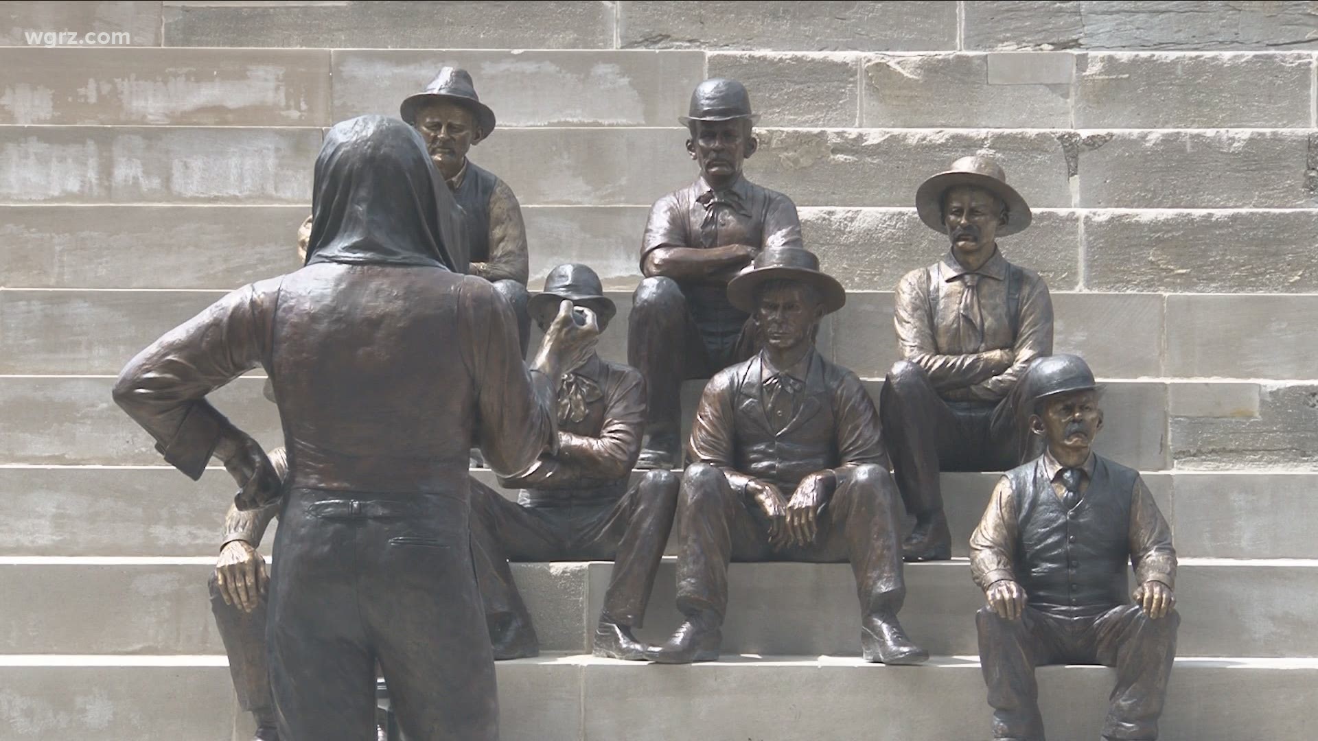 Historic Statues Placed At Lockport Locks