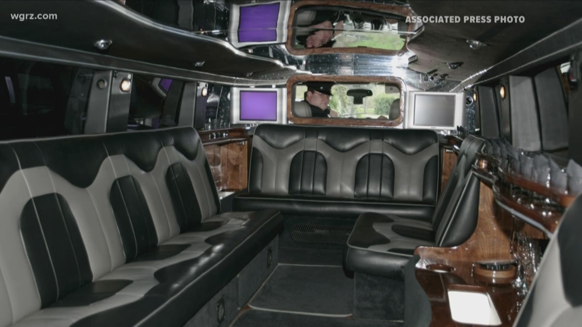 Cuomo Drops Plan To Ban Stretch Limos