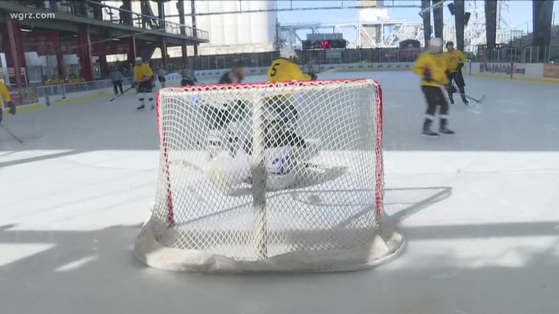 Buffalo RiverWorks hockey event raises money for Roswell Park