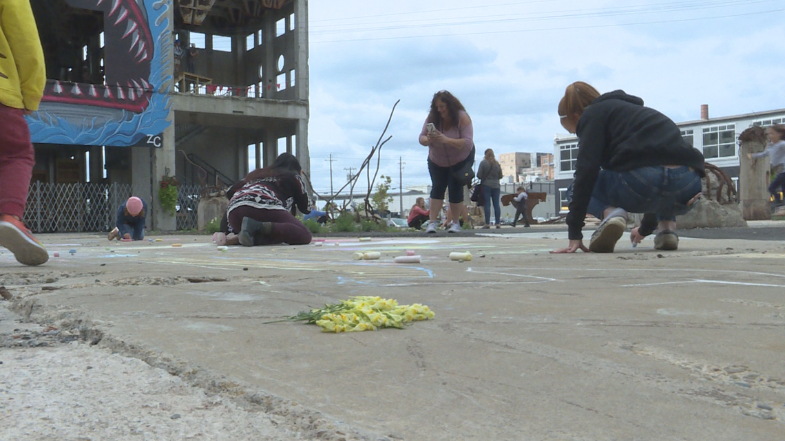 GALLERY Chalkfest Buffalo at Riverworks