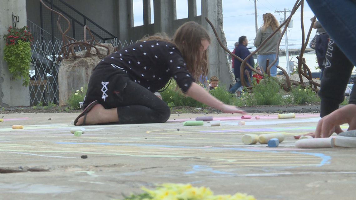 GALLERY Chalkfest Buffalo at Riverworks