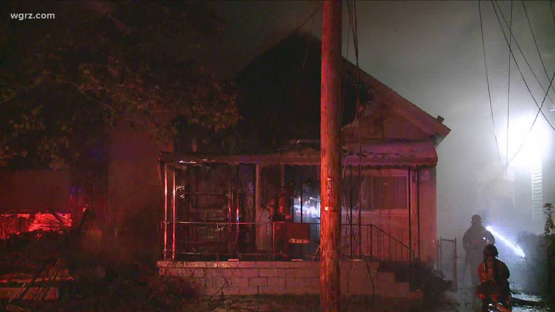 3 houses catch fire on Buffalo's west side, 2 firefighters hospitalized ...