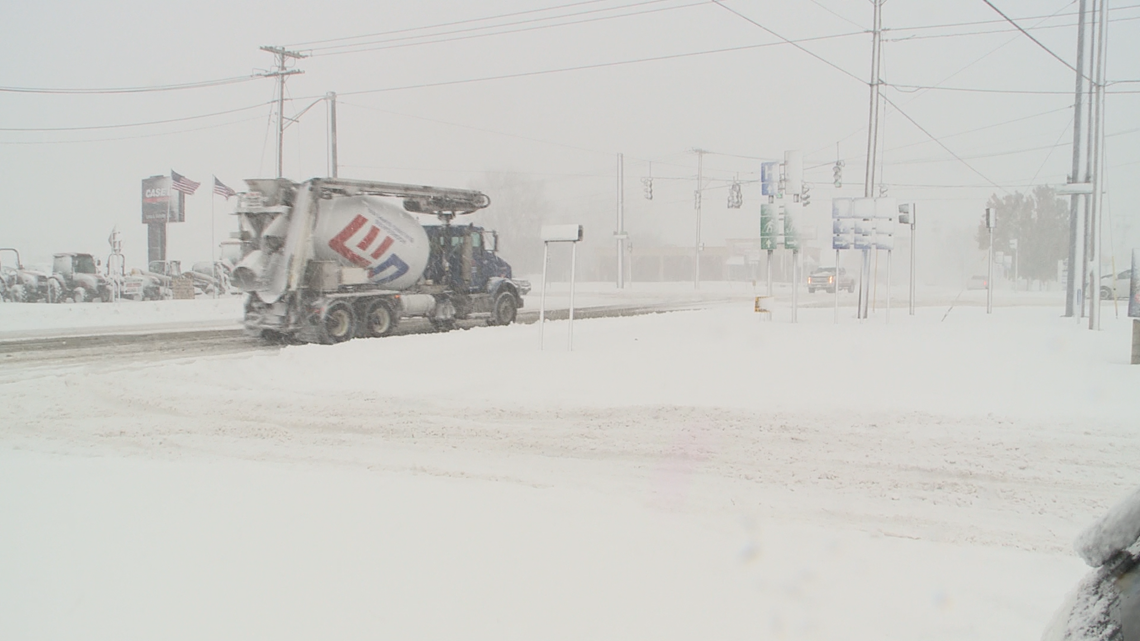 Snow Hits Southern Erie County 