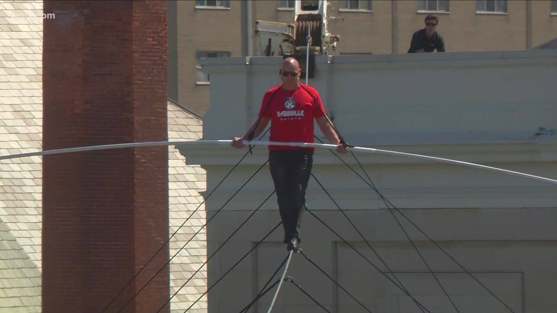 Nik Wallenda walks wire above D'Youville college