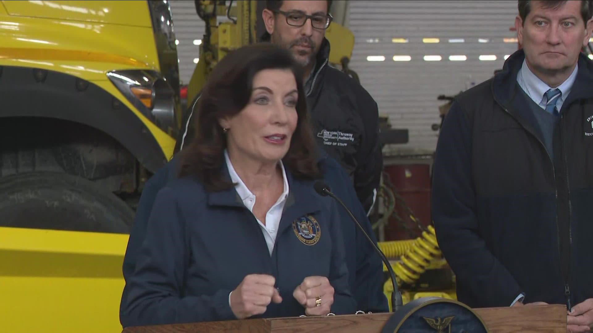 GOVERNOR KATHY HOCHUL ISSUED A STATE OF EMERGENCY AHEAD OF THE SNOW.