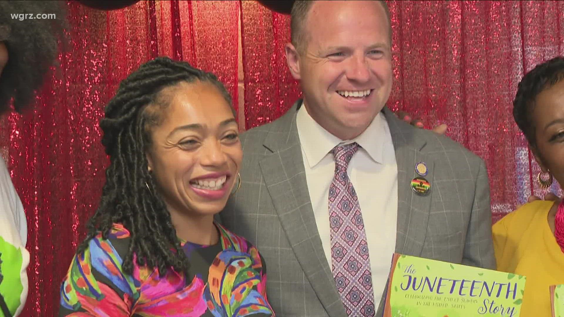 local children's book author Alliah Agostini held a book signing at the Merriweather Library where she debuted her book called "The Juneteenth Story".