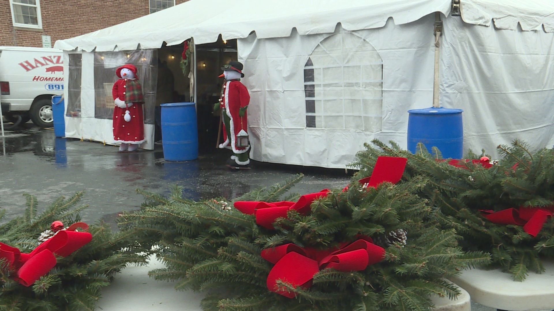 Williamsville Holiday Market showcases family-friendly activities ...