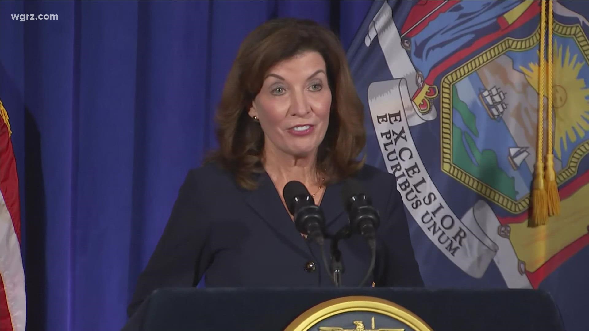 Kathy Hochul has been governor for three weeks, and it looks like she's getting good marks from New Yorkers, at least the ones who know who she is.