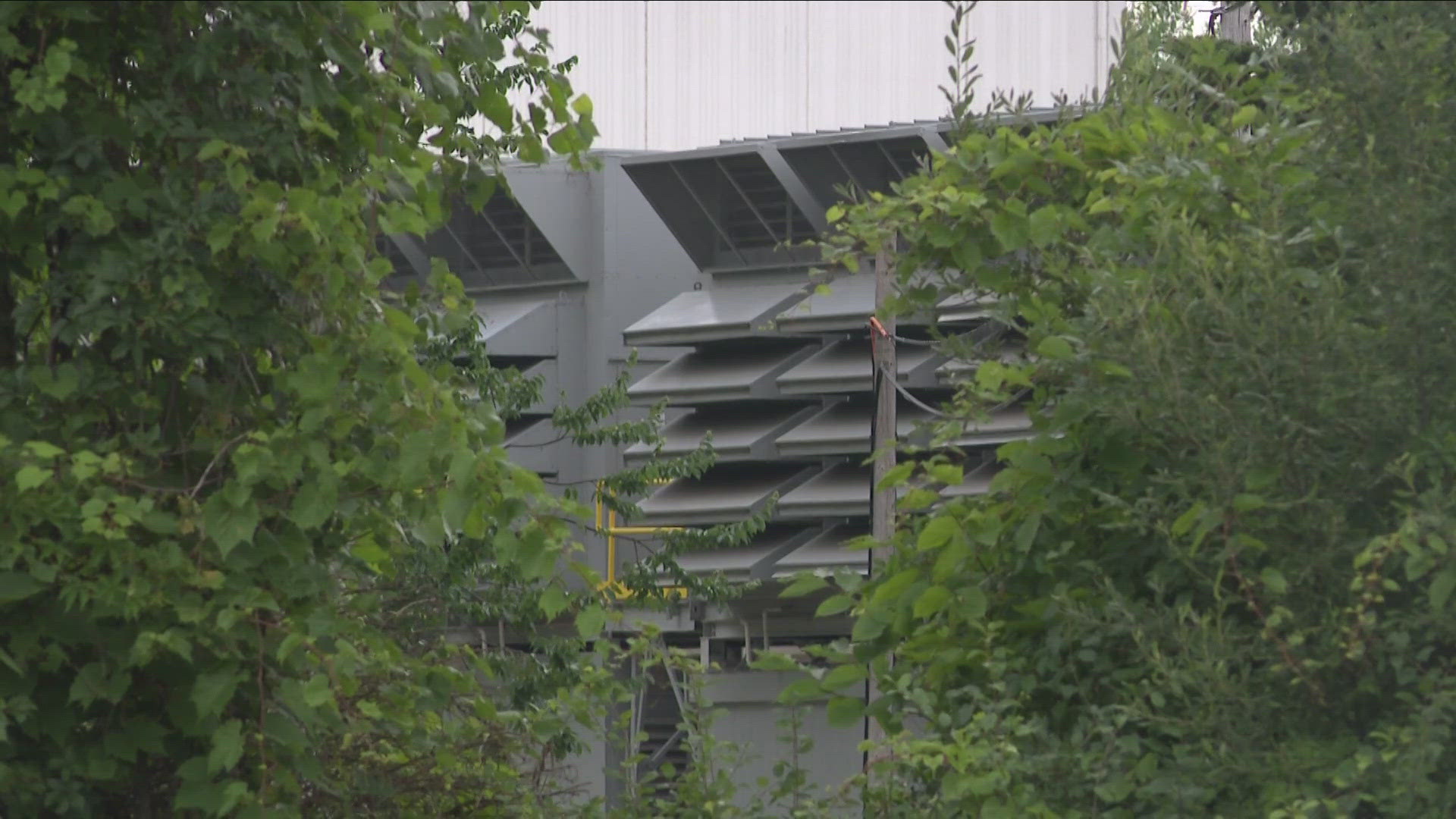 Neighbors weigh in on noise from the Crypto plant in North Tonawanda