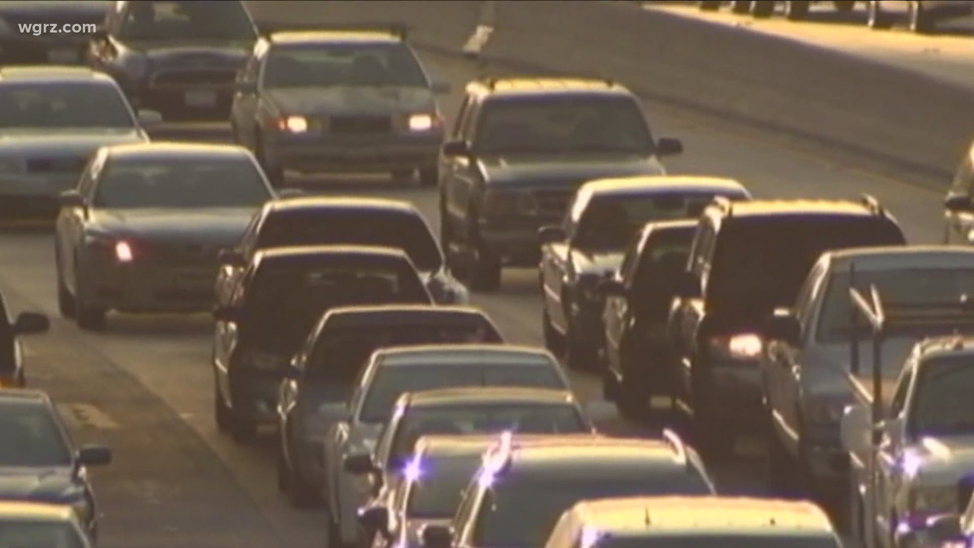 2 On Your Side Town Hall Talks To AAA About Holiday Travel