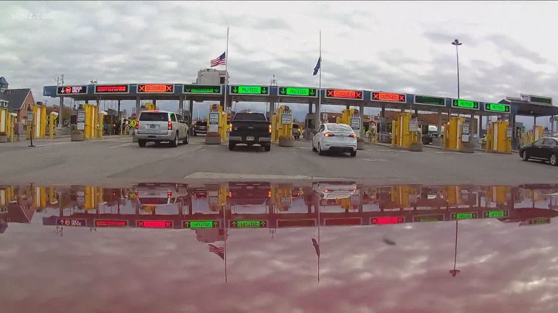 Frustration builds as U.S.-Canada border remains closed | wgrz.com