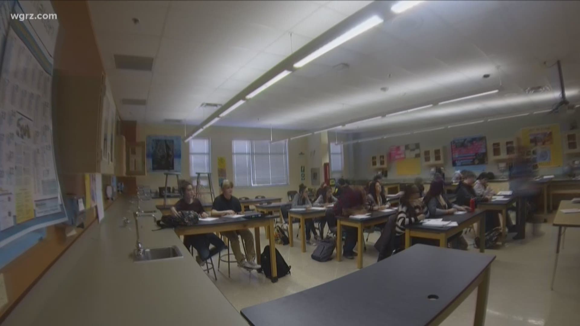 More School Resource Officers In WNY Schools Than Ever Before | Wgrz.com