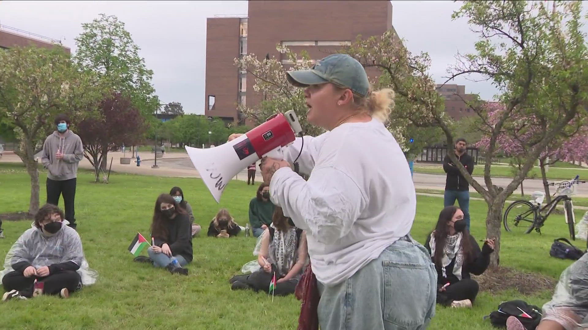 The new policies concerning assembly and camping on campus fall short according to critics.