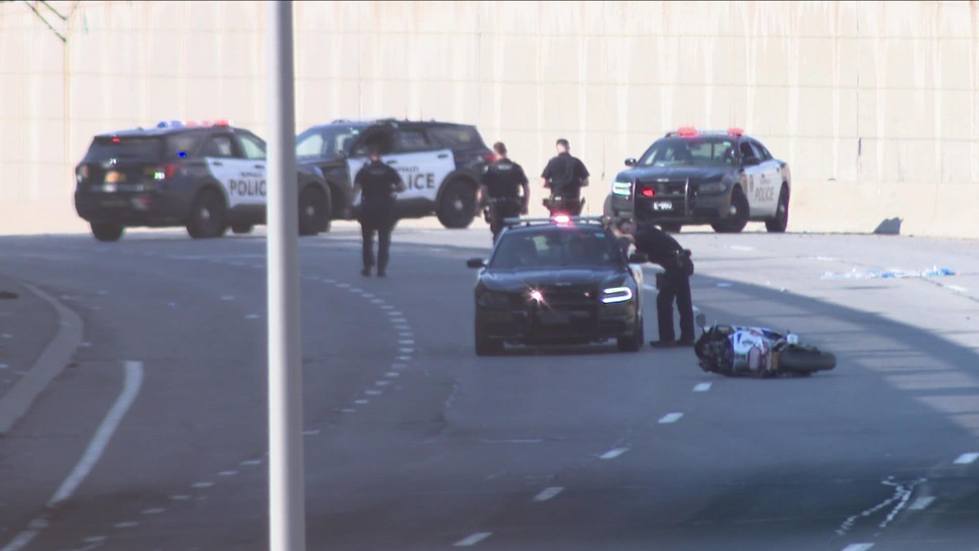 Buffalo police say a 21-year-old man has died after a motorcycle crash on the Kensington Expressway Saturday.