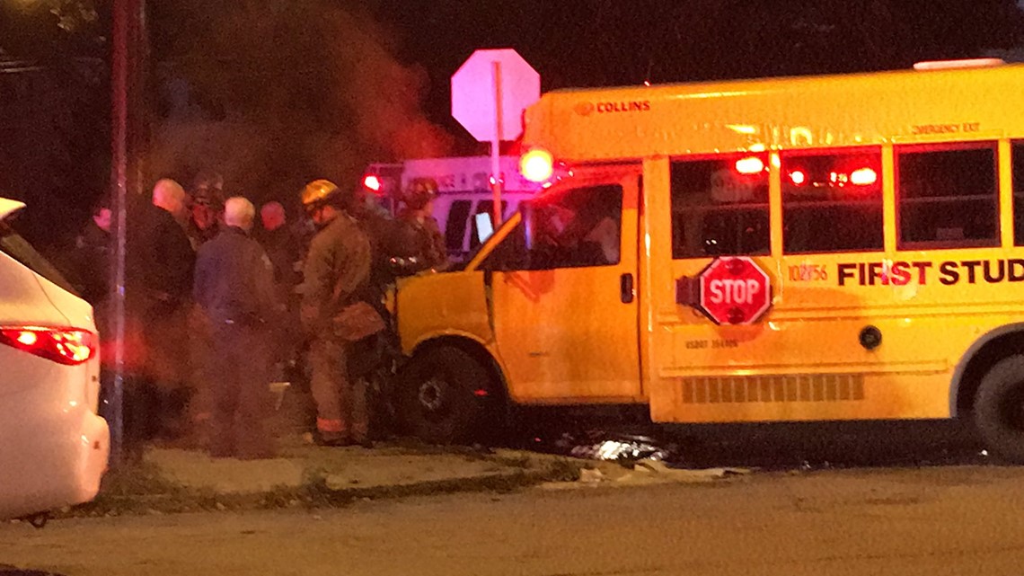 School Bus Crashes At Sycamore Street | Wgrz.com