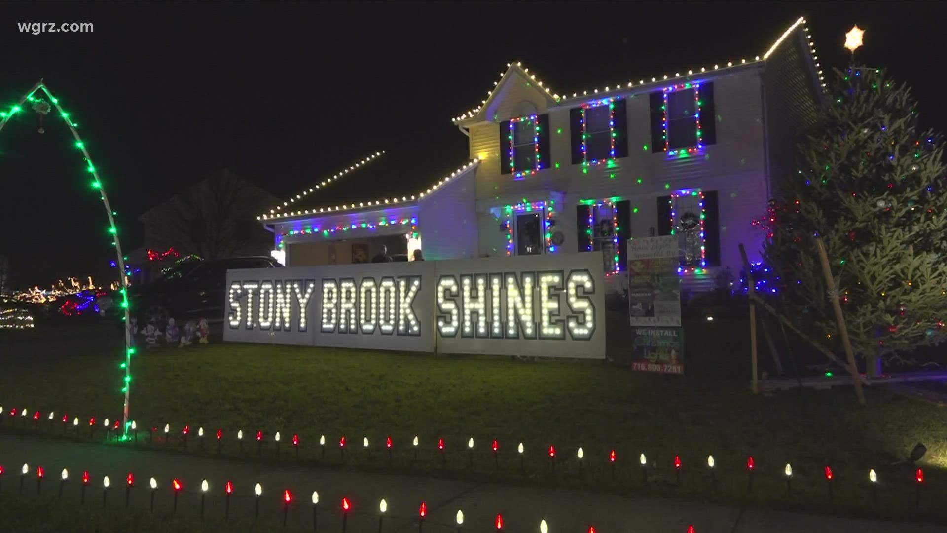 Lancaster Ny Christmas Lights 2022 Stony Brook Shines: Lancaster Neighborhood Raises Money With Their Holiday  Cheer | Wgrz.com