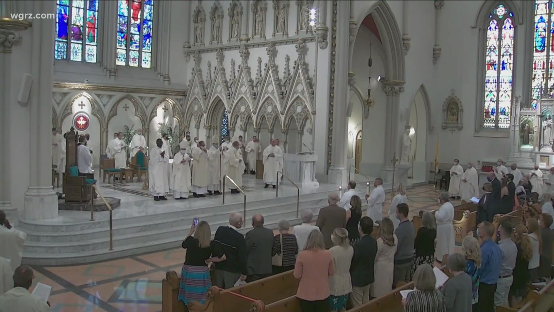 Diocese Of Buffalo Ordains Priests Deacons On Saturday Wgrz Com