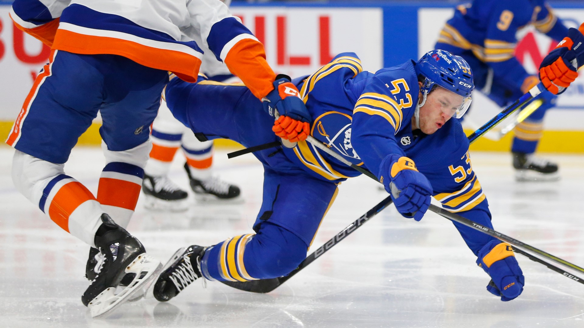 Krueger: Skinner benching is about 'principles' | wgrz.com