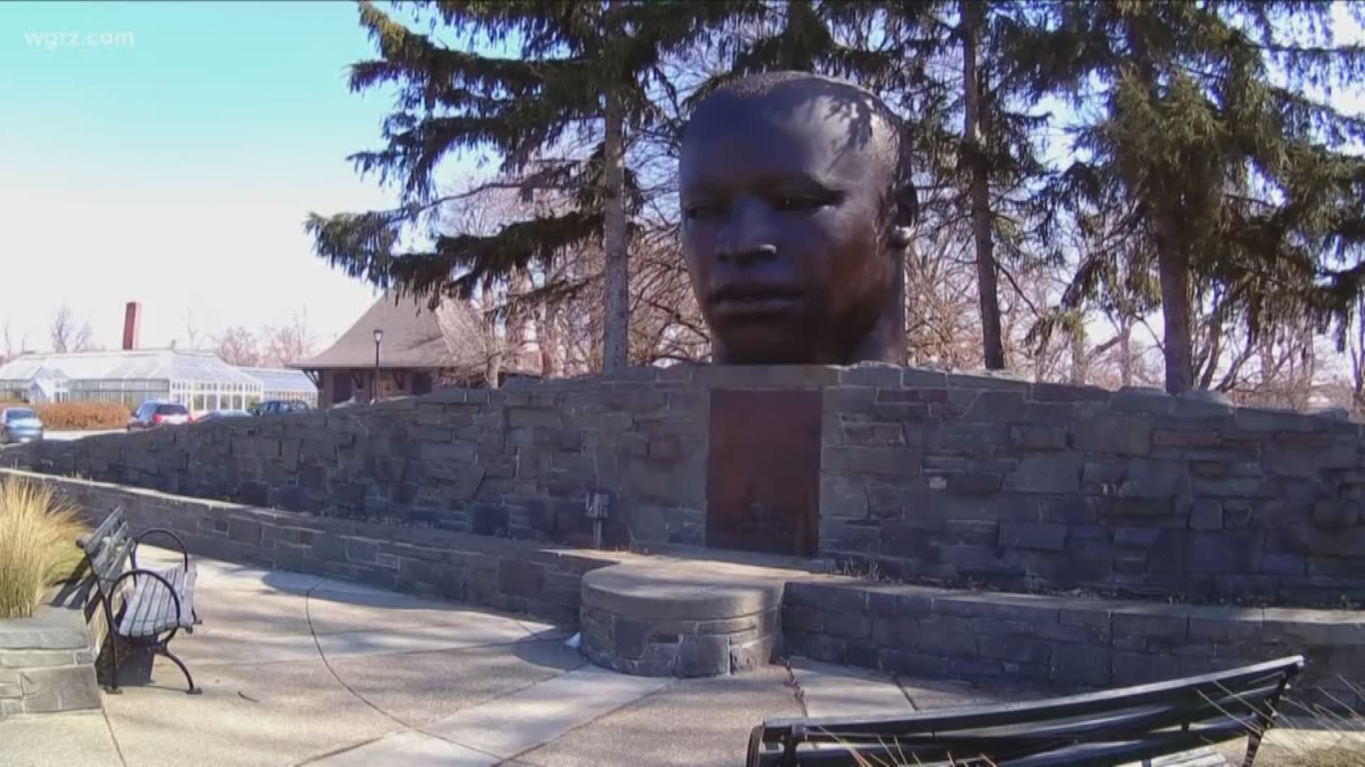 Bflo Arts Commission Opposes MLK Bust Removal