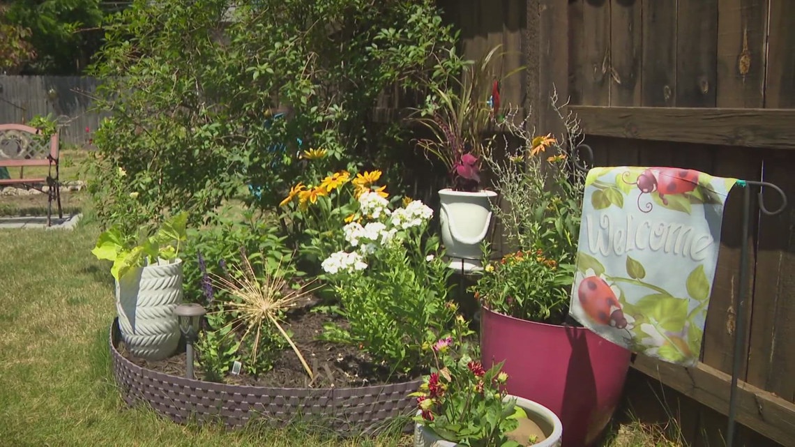 Garden Walk Buffalo calls for artists to submit artwork for 2026 tour