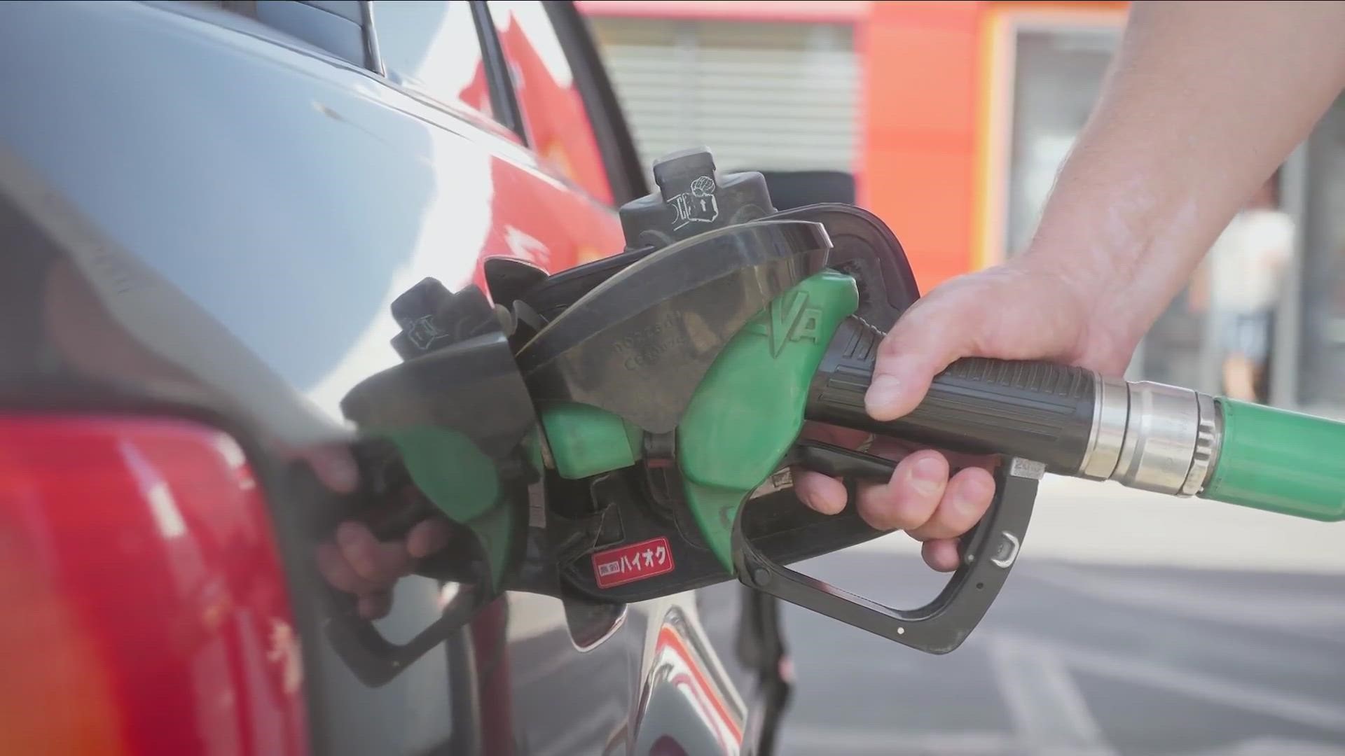 ANALYSTS SAY FOUR DOLLAR A GALLON GAS COULD BE A REALITY ... again ...  BY MARCH.